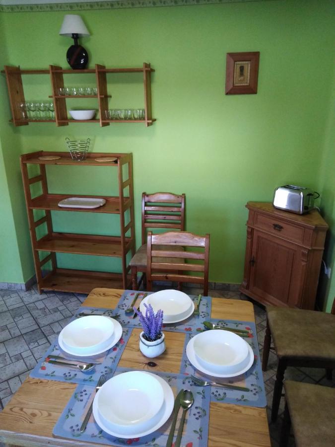 Arinza Apartman Vendeghaz Мезйокйовешд Екстер'єр фото