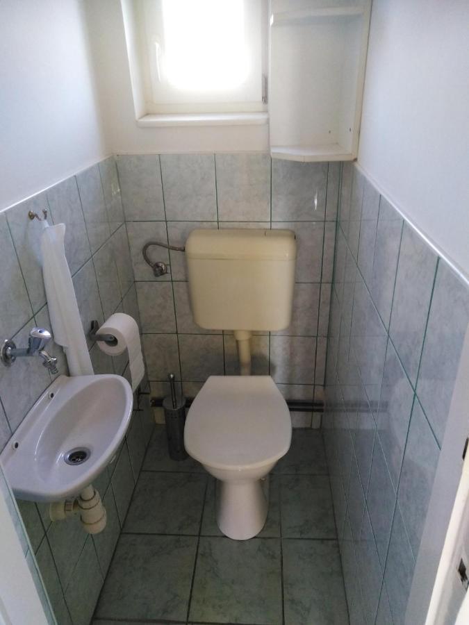 Arinza Apartman Vendeghaz Мезйокйовешд Екстер'єр фото