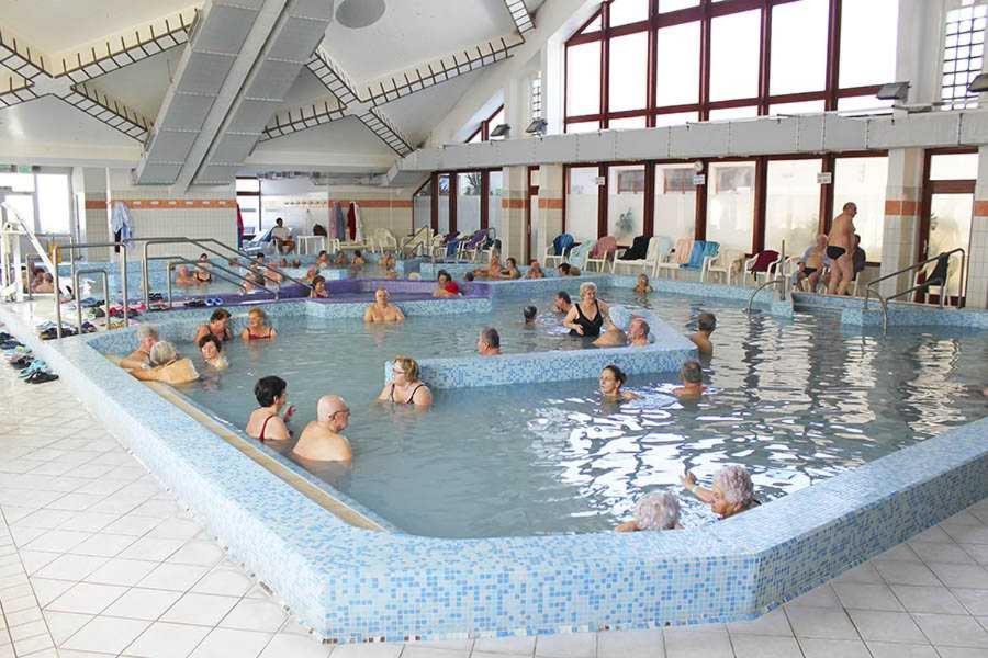 Arinza Apartman Vendeghaz Мезйокйовешд Екстер'єр фото